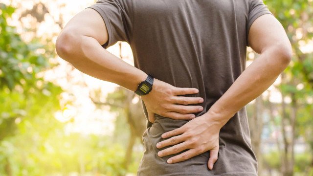Como acabar com a dor nas costas? Veja essas 10 dicas!